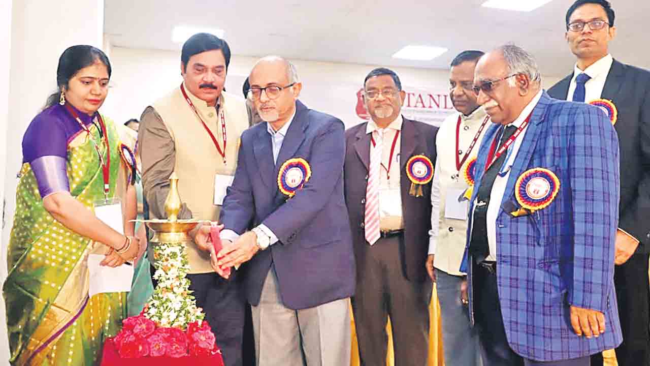 సైన్స్‌ అండ్‌ టెక్నాలజీతోనే అభివృద్ధి