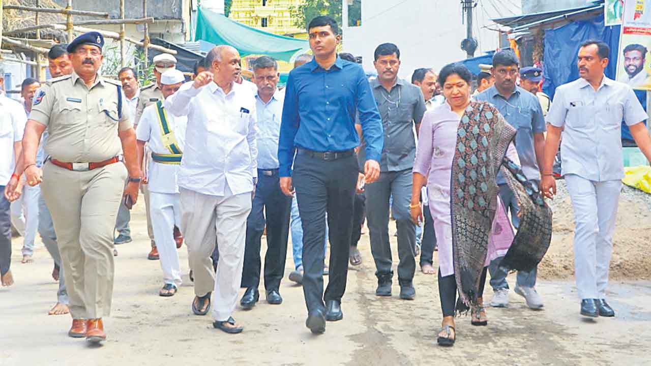 మల్లన్న బ్రహ్మోత్సవాలకు ఏర్పాట్లు చేయాలి