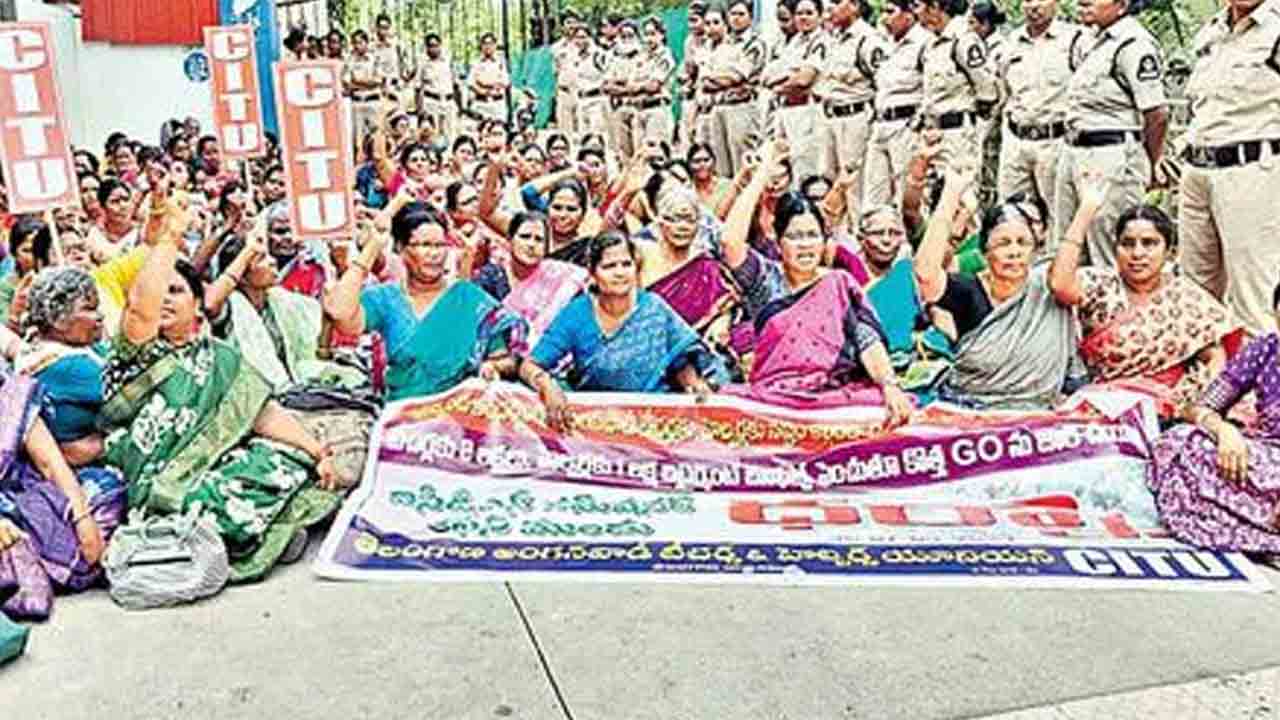 జీతం 18 వేలకు పెంచాలి