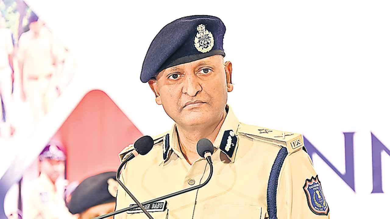 మోహన్‌బాబుపై చట్టప్రకారం చర్యలు