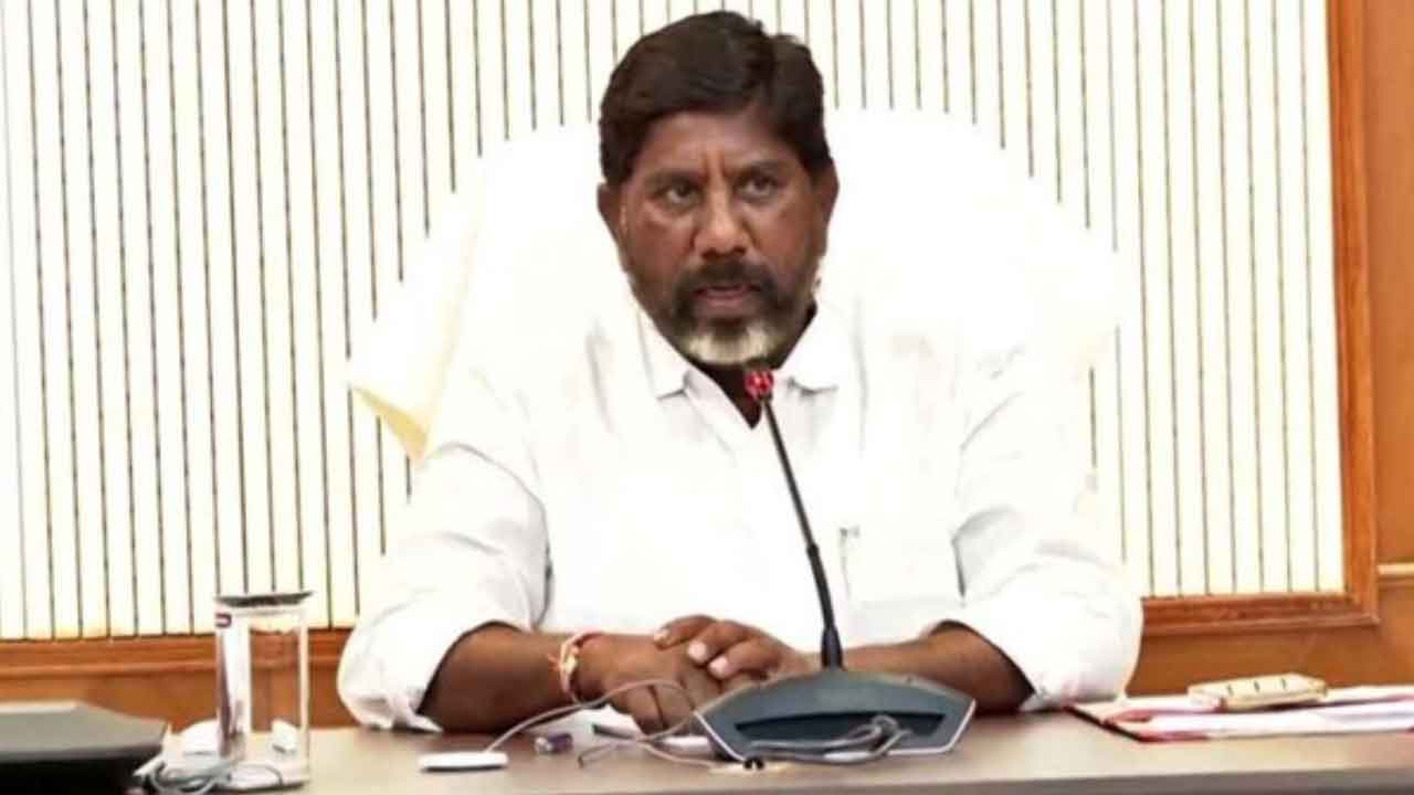 విగ్రహంపై మండలిలో విస్తృత చర్చ