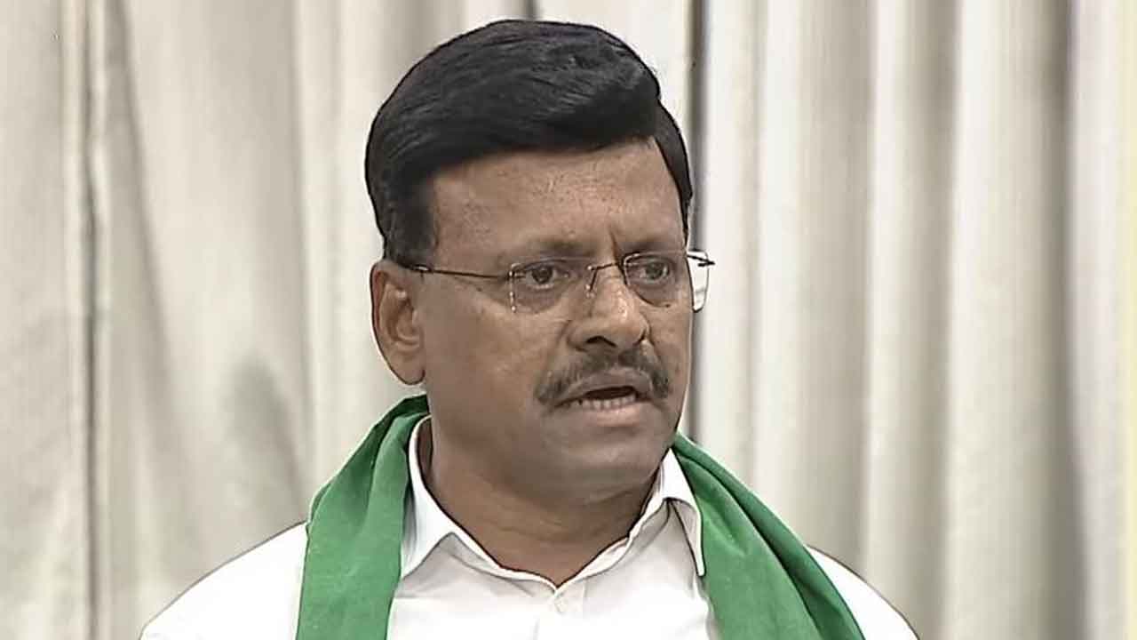 రాజకీయ కక్ష సాధింపుతోనే కేటీఆర్‌పై అక్రమ కేసు