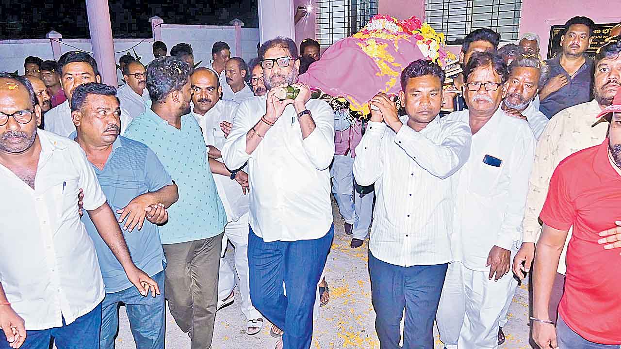 రాష్ట్ర సాధనలో భాస్కర్‌ పాత్రను మరువలేం