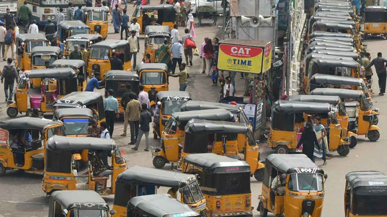 రేపటి ఆటోబంద్‌ను విజయవంతం చేయండి