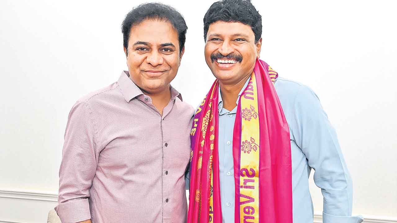 ఘనంగా మాజీ ఎంపీ సంతోష్‌ బర్త్‌డే