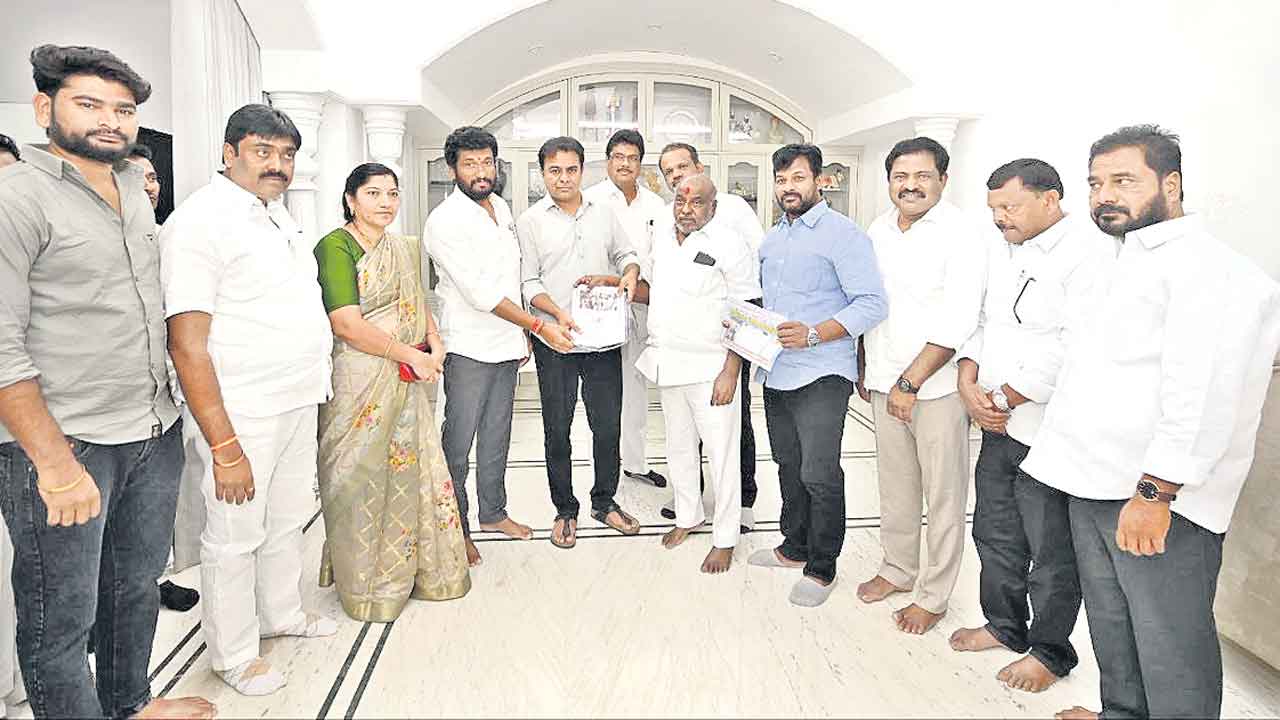 సమస్యలపై అసెంబ్లీలో ప్రశ్నించాలి