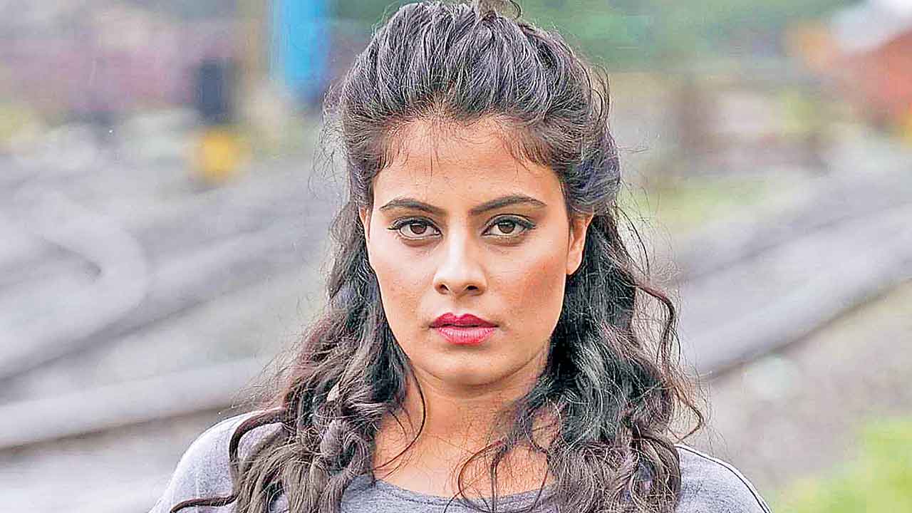 నటి శోభితది ఆత్మహత్యే