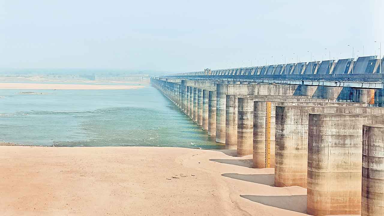 మేడిగడ్డకు 10,130 క్యూసెక్కుల ప్రవాహం