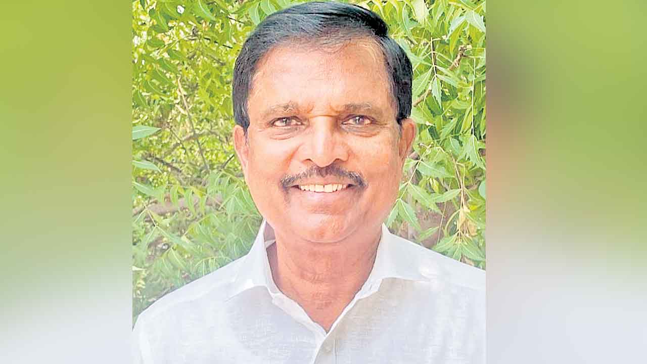 బీజేపీ పాలనలో దిగజారిన రైతు బతుకులు