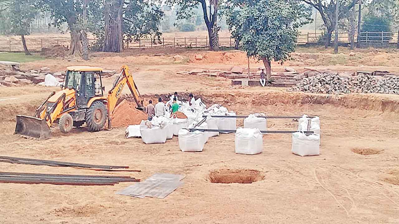 కామేశ్వరాలయ పునర్మిర్మాణానికి మోక్షం