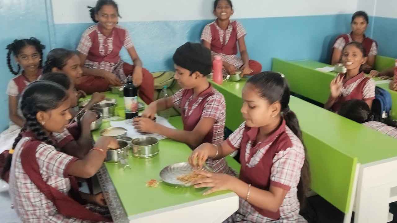 ఇంటి నుంచే.. లంచ్‌ బాక్స్‌