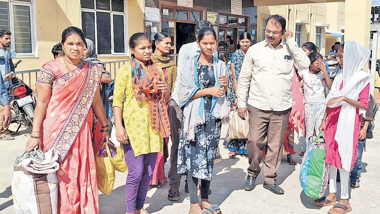 Gurukula Schools | కీసర గురుకులంలో ఎలుకల కలకలం