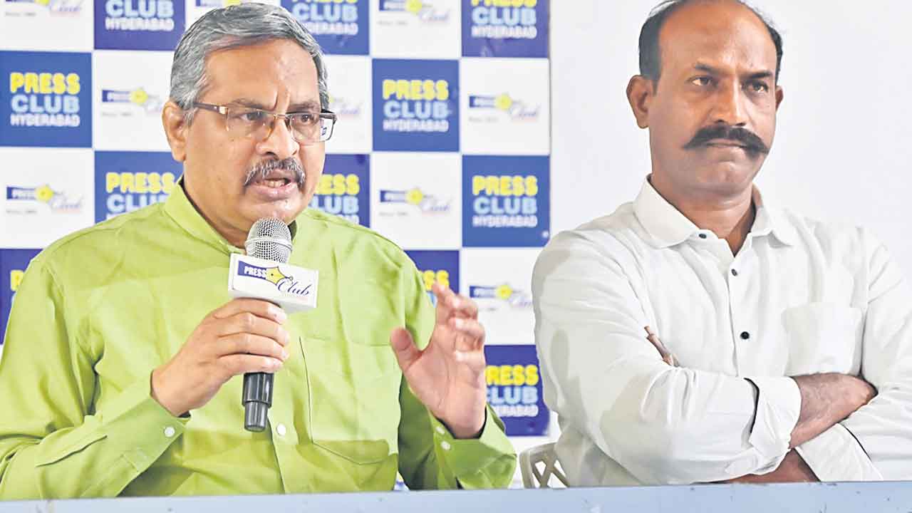 అల్లు అర్జున్‌ వెనక ఏదో శక్తి ఉంది