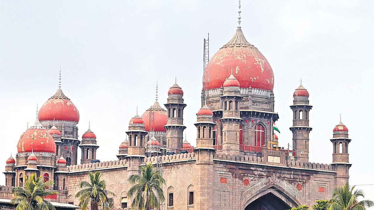 High Court | అక్రమమని తెలిసే అనుమతులిచ్చారా?.. నిర్మాణాలను కూల్చివేస్తే అధికారులే నష్టపరిహారం చెల్లించాలి: హైకోర్టు