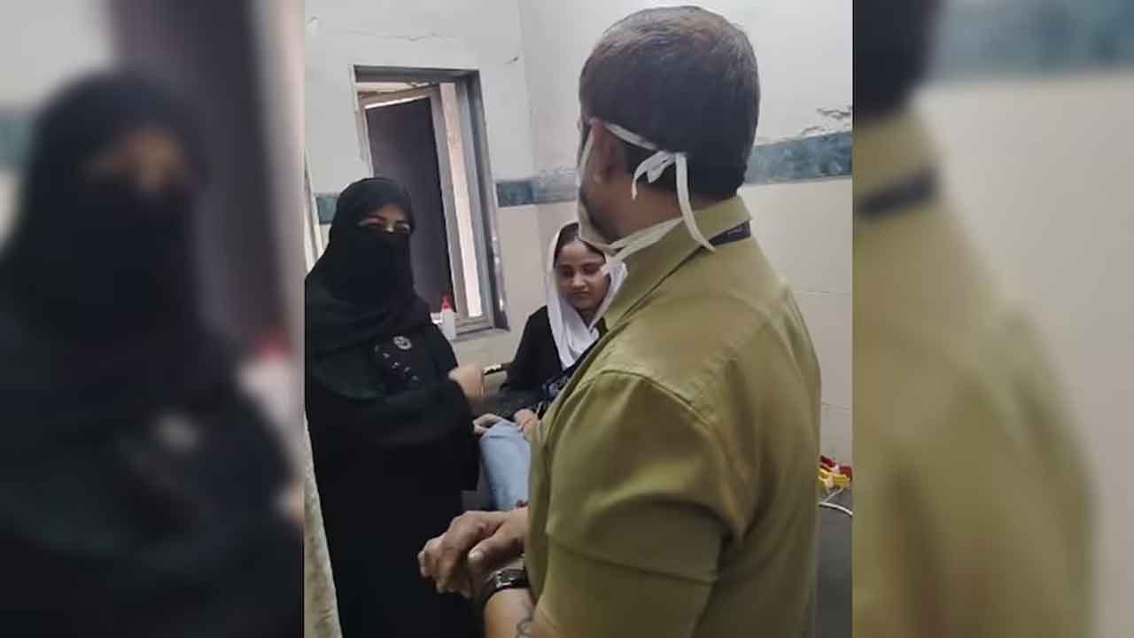 దవాఖాన స్వీపర్‌తో మహిళా పేషెంట్‌కు ఈసీజీ