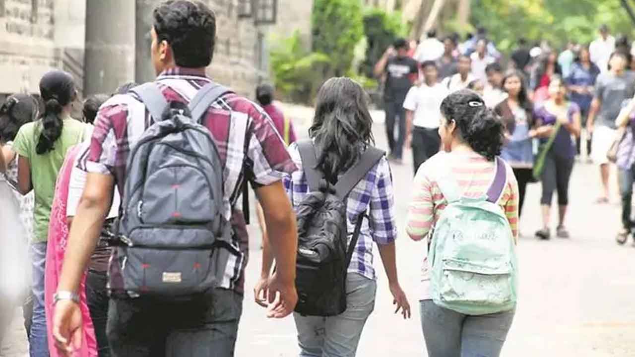 BTech | బీటెక్‌ మేనేజ్‌మెంట్‌ కోటా ఫీజులో భారీ పెంపు.. మూడు రెట్లు పెంచే ఛాన్స్‌!