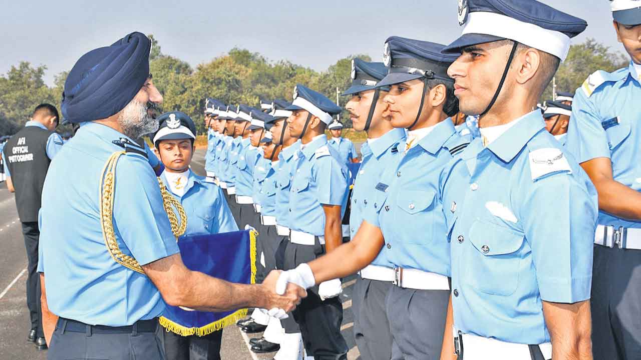 దేశ రక్షణే.. అంతిమ లక్ష్యం కావాలి