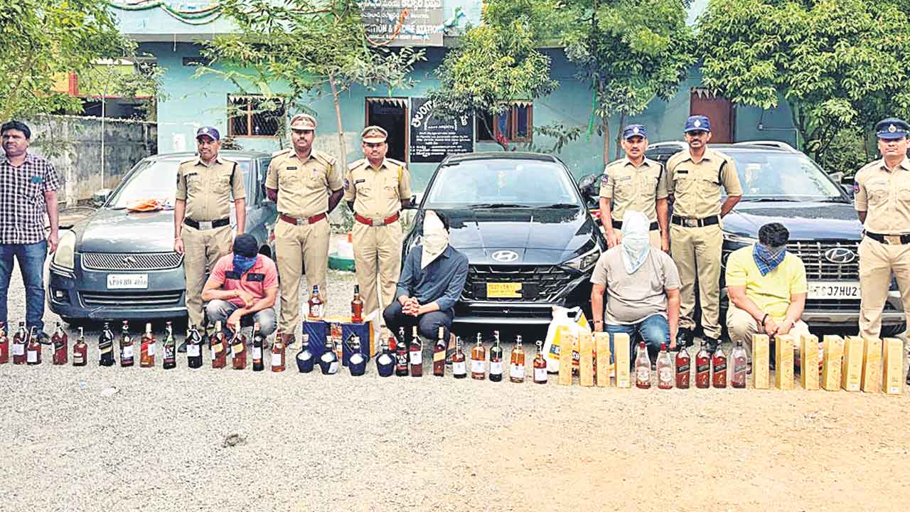 Shamshabad Airport | శంషాబాద్‌ విమానాశ్రయంలో డ్యూటీ ఫ్రీ లిక్కర్‌ దందా.. ఇద్దరు ఆర్‌జీఐఏ పోలీసుల అరెస్టు