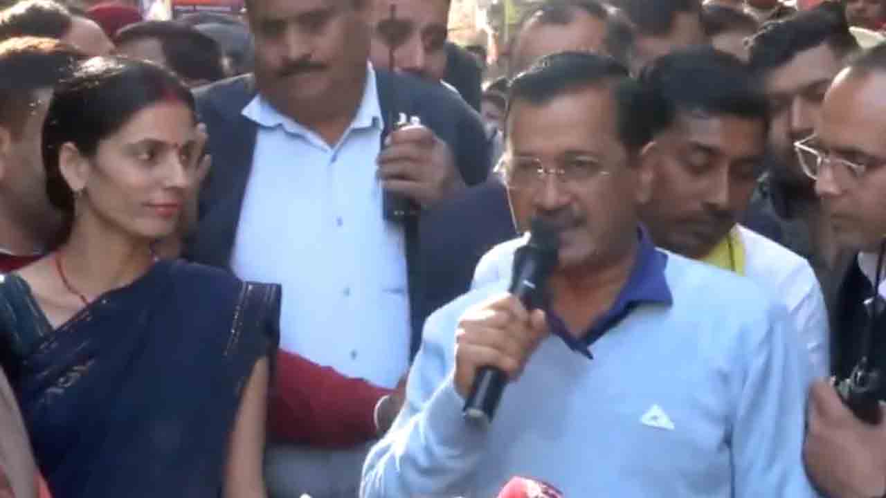 Arvind Kejriwal | ఆటో డ్రైవర్‌కు రూ.10 లక్షల జీవిత బీమా.. కూతురి పెళ్లికి రూ.లక్ష సాయం.. కేజ్రీవాల్‌ ప్రకటన