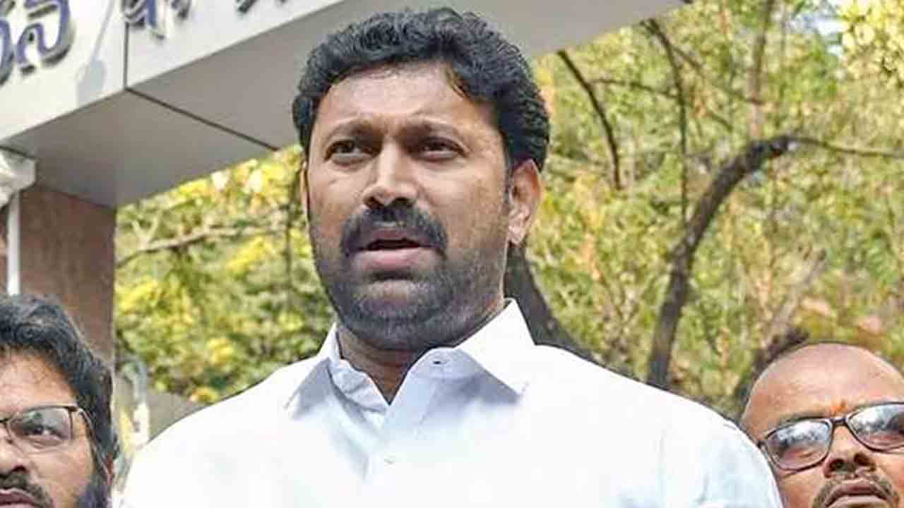 Avinashreddy Arrest | కడప వైసీపీ ఎంపీ అవినాష్‌ రెడ్డి అరెస్ట్‌ .. దద్దమ్మ రాజకీయాలు ఆడుతున్నారని మండిపాటు