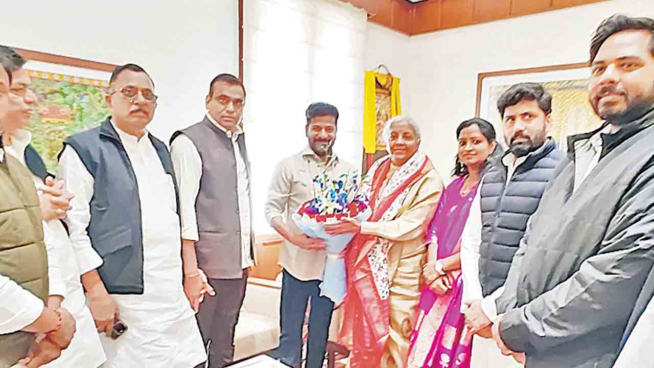 క్యాబినెట్‌ విస్తరణపై చర్చ జరగలేదు