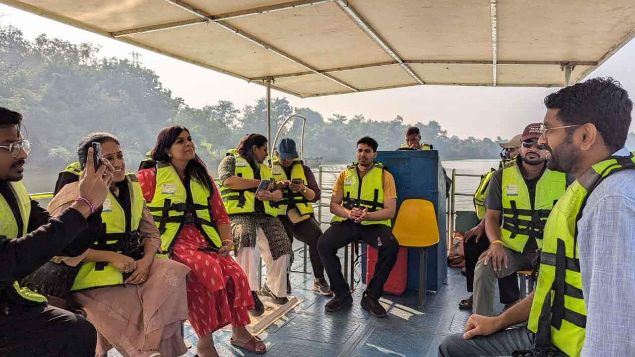 జిల్లా పర్యాటక ప్రాంతాల్లో.. ప్రత్యేక బృందాల పర్యటన