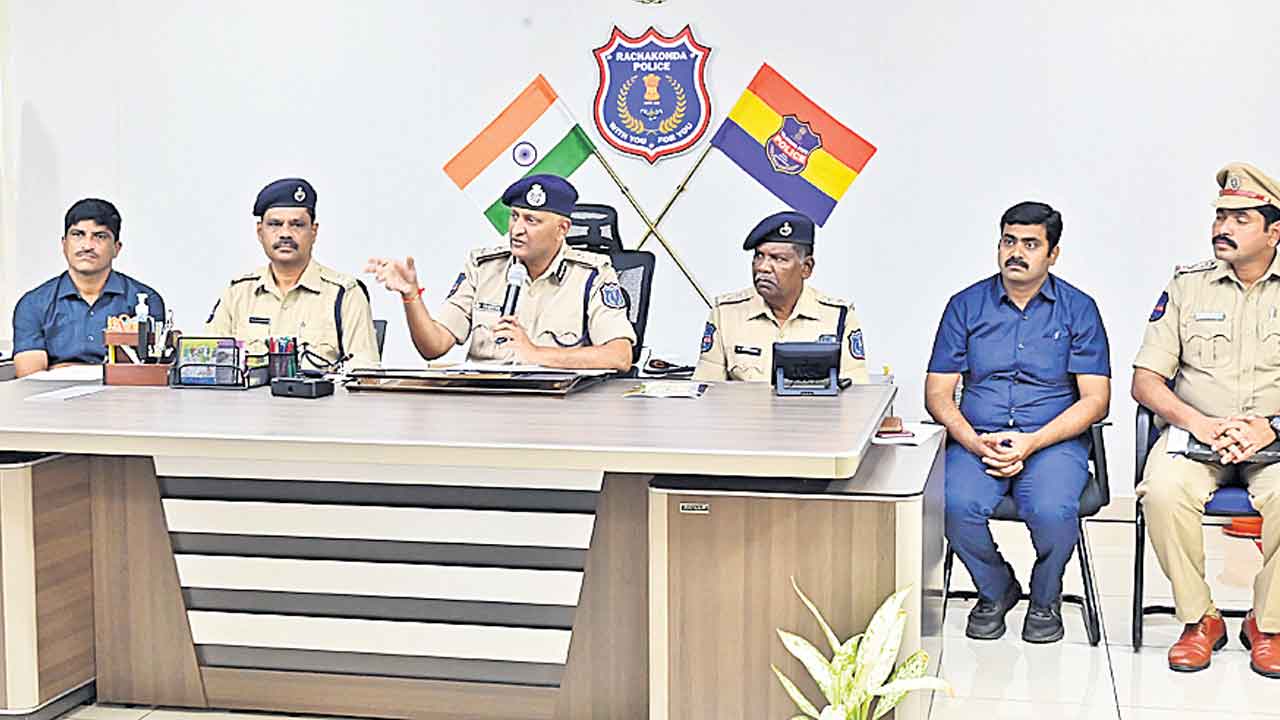 డ్రగ్స్‌ ముఠా అరెస్ట్‌