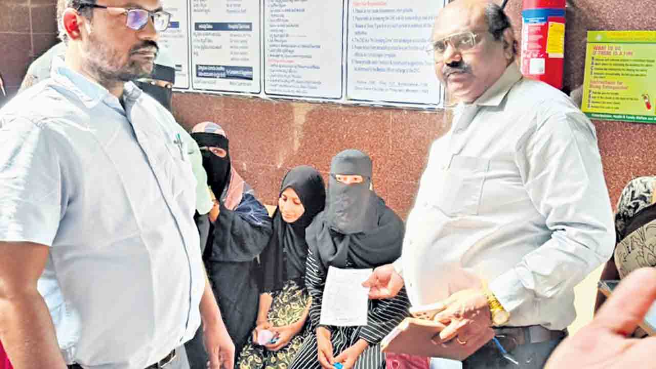 డబ్బులు తీసుకున్నట్లు తేలితే.. ఉద్యోగం ఊస్టే