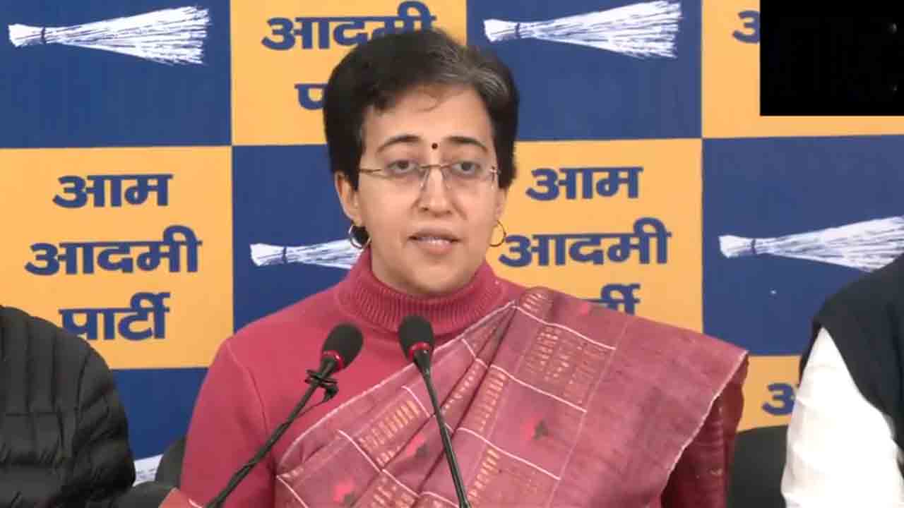 Delhi CM | ఆ పబ్లిక్‌ నోటీసులు తప్పుడువి.. ఇదంతా బీజేపీ కుట్ర : ఢిల్లీ సీఎం అతిషి