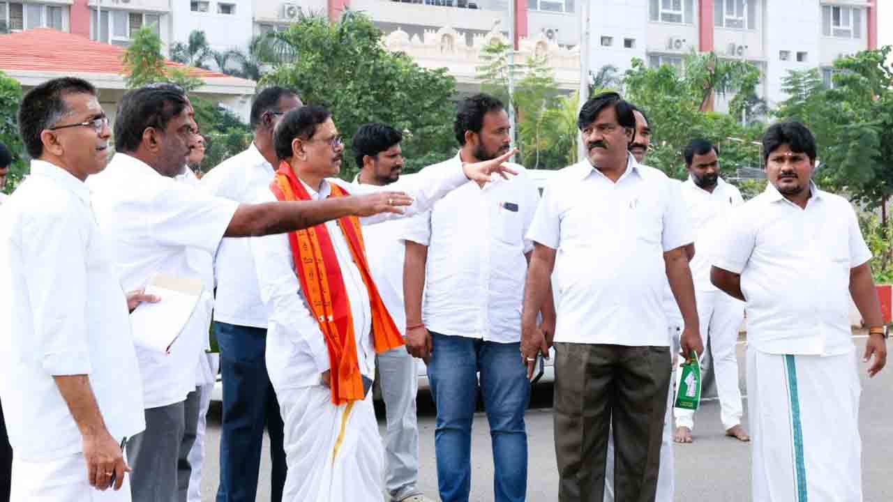 Srisailam | మహాశివరాత్రి బ్రహ్మోత్సవాలకు పార్కింగ్ ప్రదేశాలు.. ఏర్పాట్ల తనిఖీ