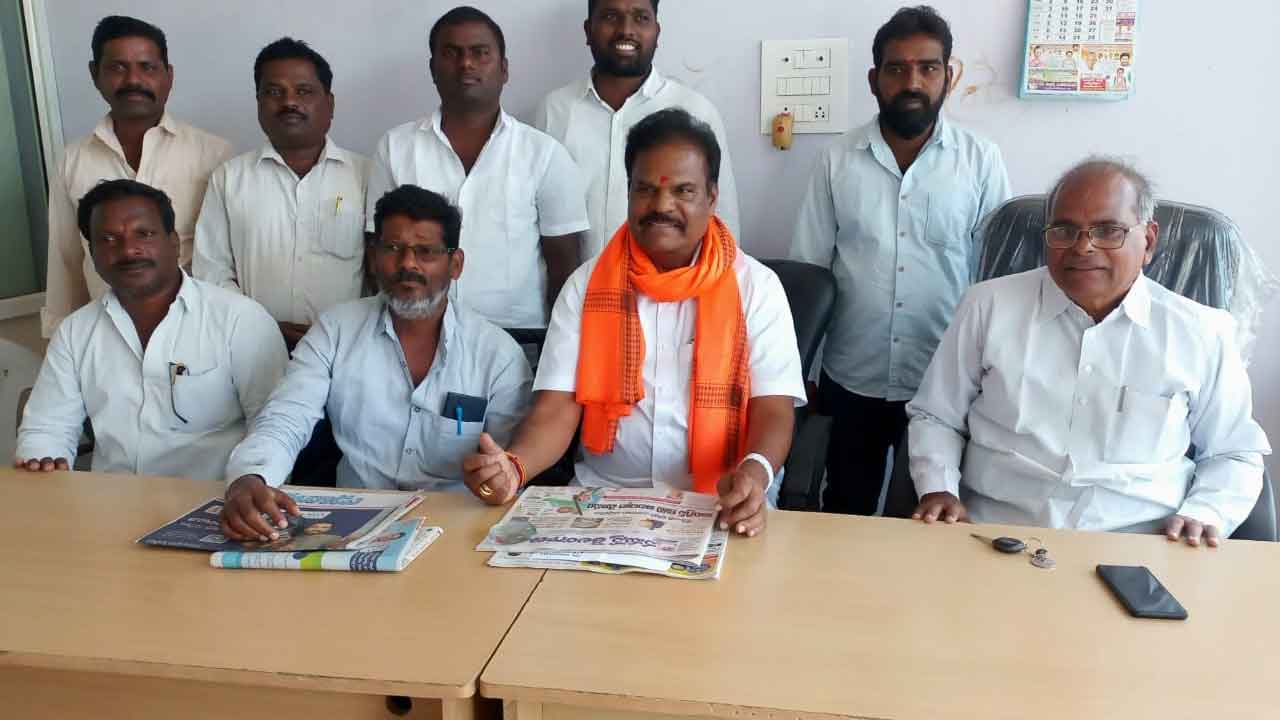 హామీల అమలులో సీఎం ఫెయిల్యూర్‌