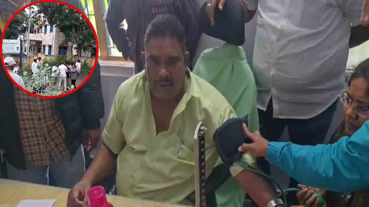 YCP Leader Attack | ఎంపీడీవోపై వైసీపీ నేత దాడి.. ఆస్పత్రికి తరలింపు