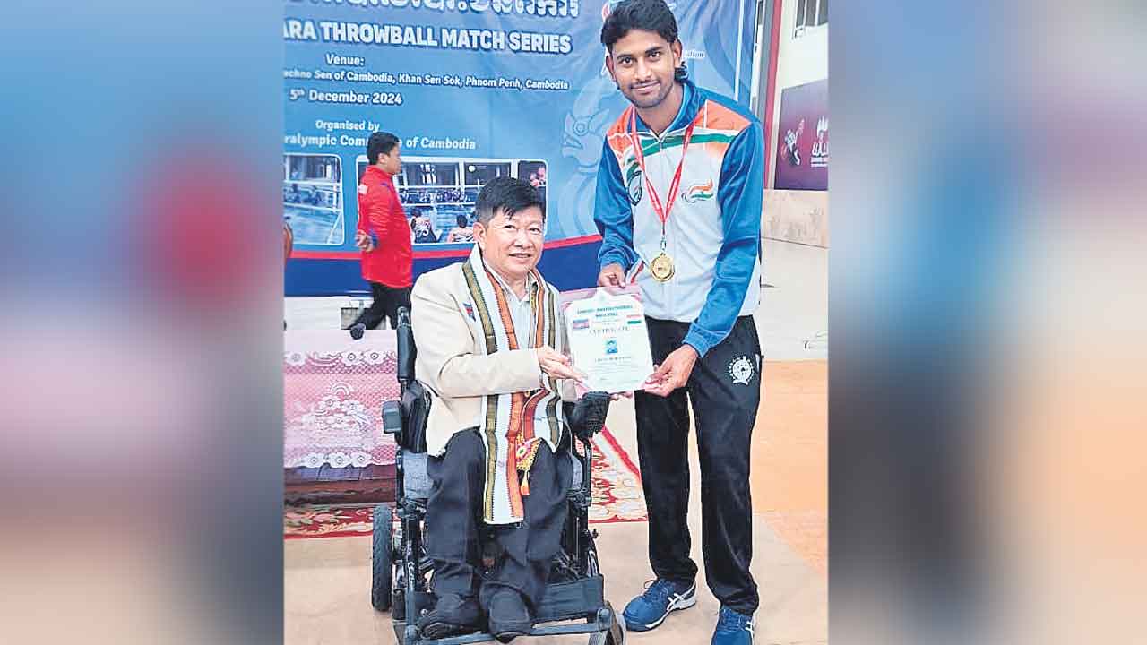 పారా ఏషియన్‌ త్రో బాల్‌ పోటీల్లో భారత్‌కు స్వర్ణం
