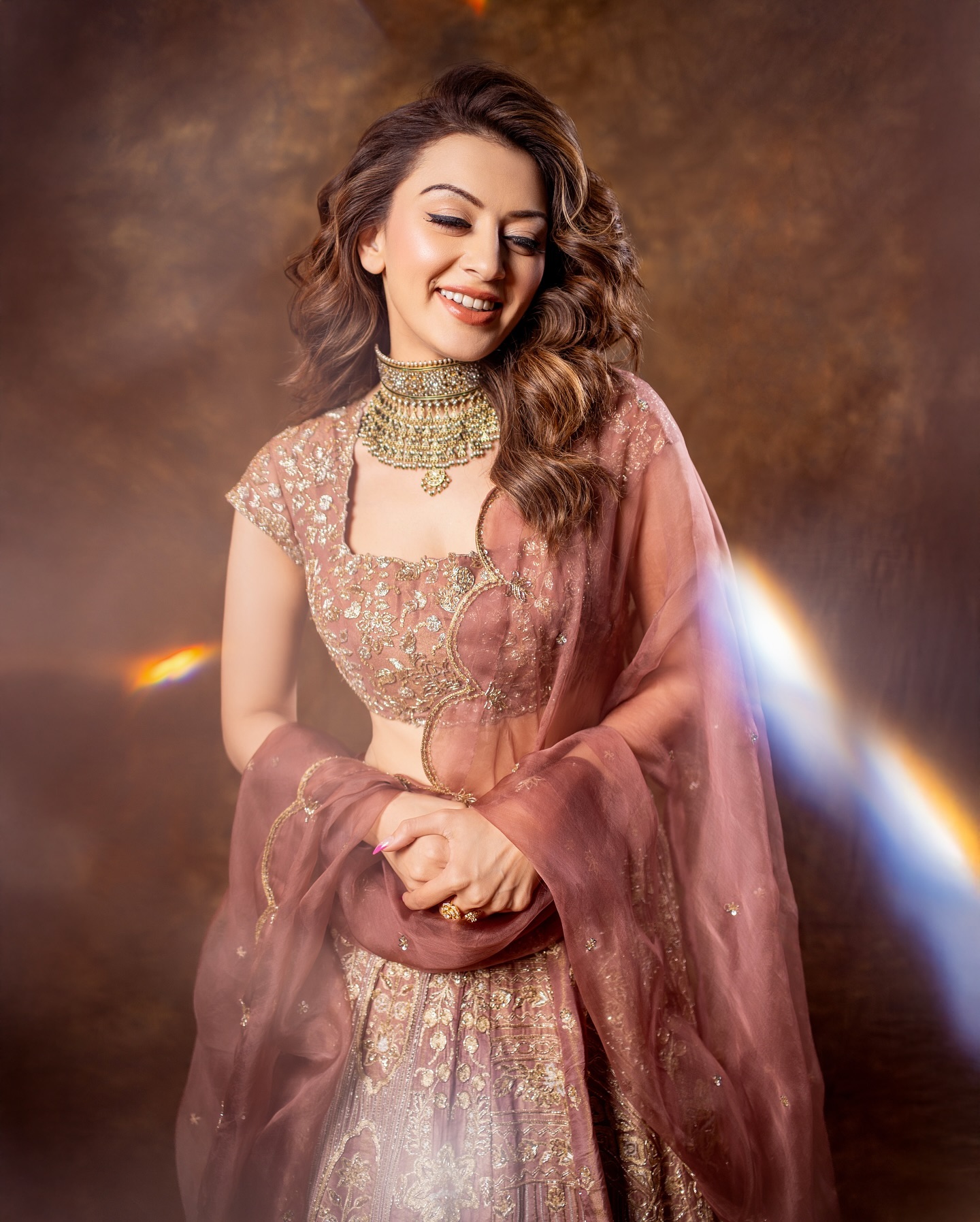 Hansika Motwani (12)