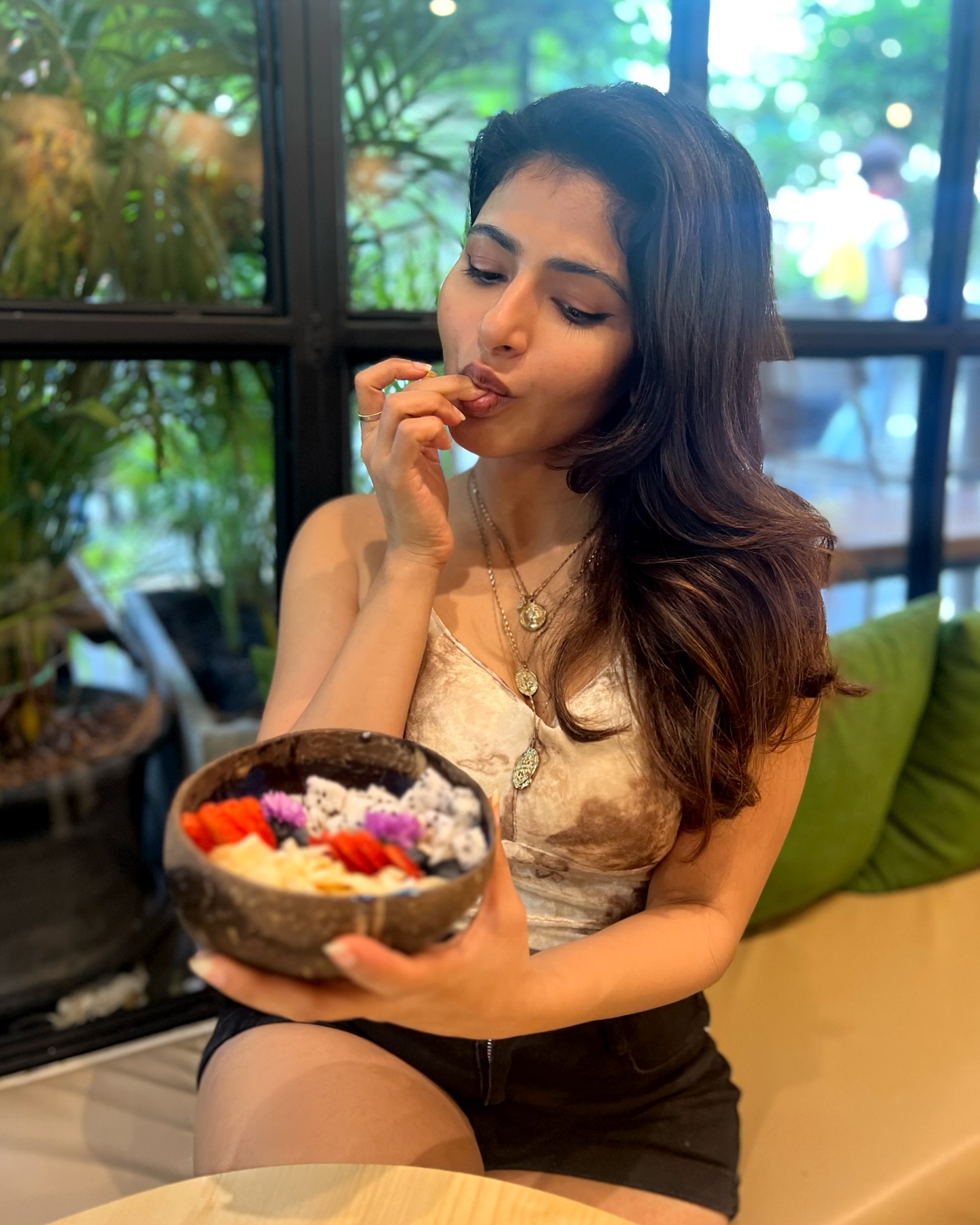 Iswarya Menon (1)