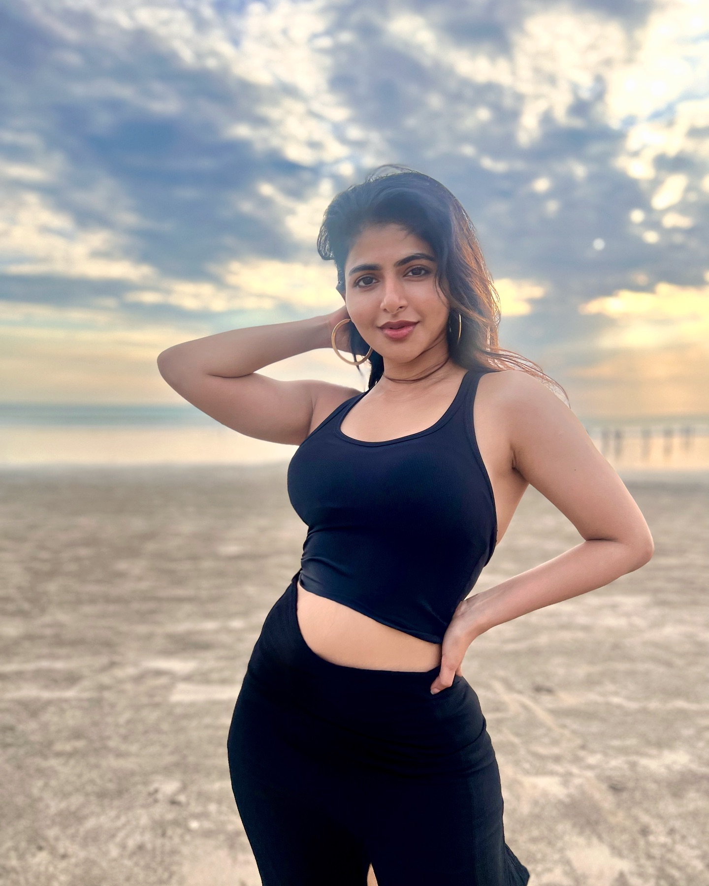 Iswarya Menon (14)