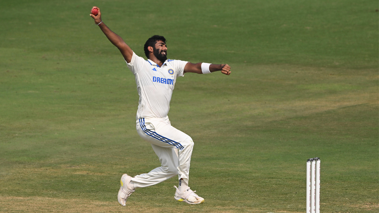 Jasprit Bumrah | కంగారులను వణికిస్తున్న జస్ప్రీత్‌ బుమ్రా.. మీడియాలోనూ మిస్టరీ బౌలర్‌ గురించే చర్చ..!