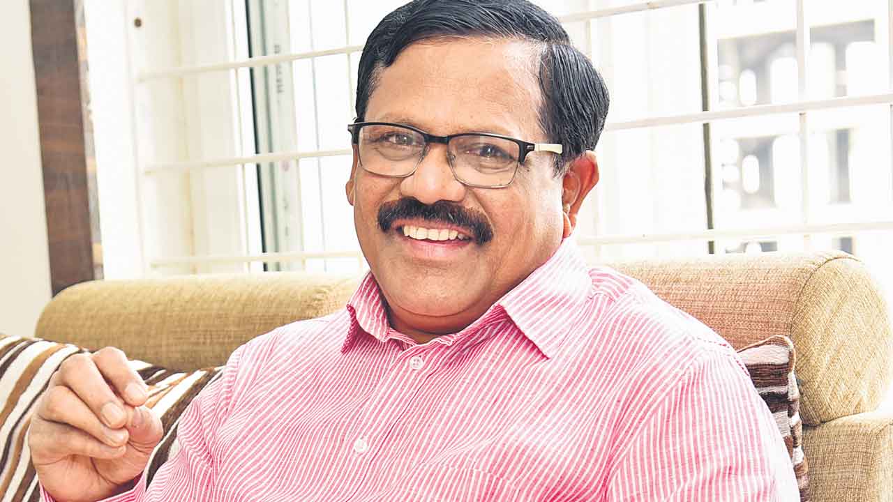 Telangana Talli | ఉద్యమతల్లే ముద్దు… బలవంతంగా రుద్దేతల్లి వద్దే వద్దు : జూలూరు గౌరీశంకర్‌