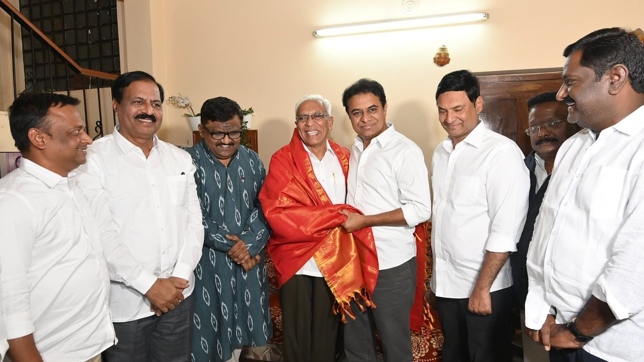 KTR | నందిని సిధారెడ్డి తెగువ.. తెలంగాణ అస్థిత్వ  పరిరక్షణలో ఓ మైలురాయి : కేటీఆర్‌