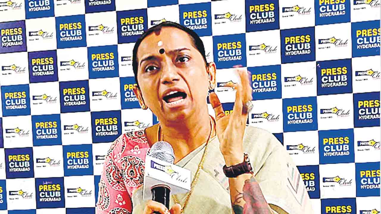 Allu Arjun | అల్లు అర్జున్‌ అరెస్టు వెనుక కుట్ర కోణం.. గాయని కల్పనా ఆవేదన