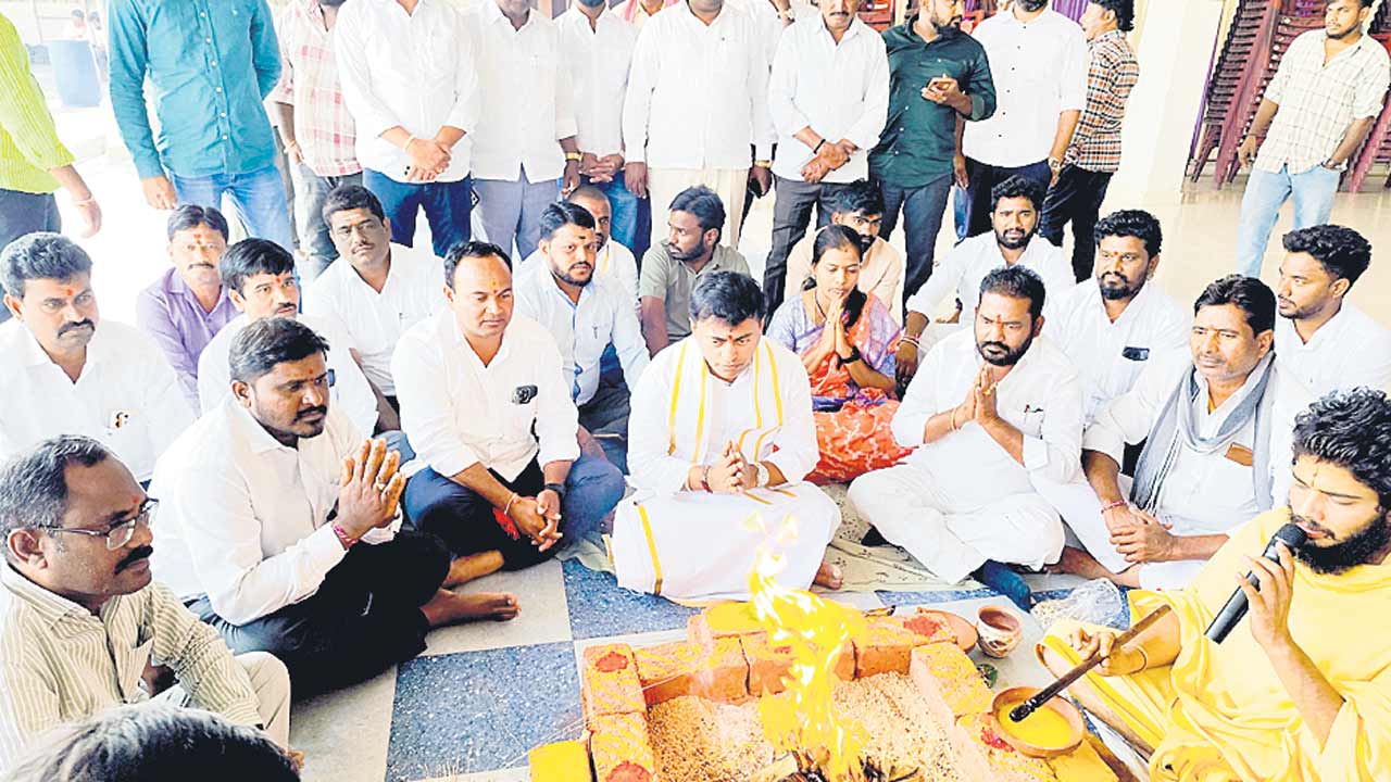 కొండా సురేఖ పాపం పోదు