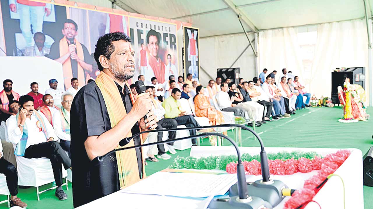 రాజకీయం కాదు.. అభివృద్ధి చేస్తా