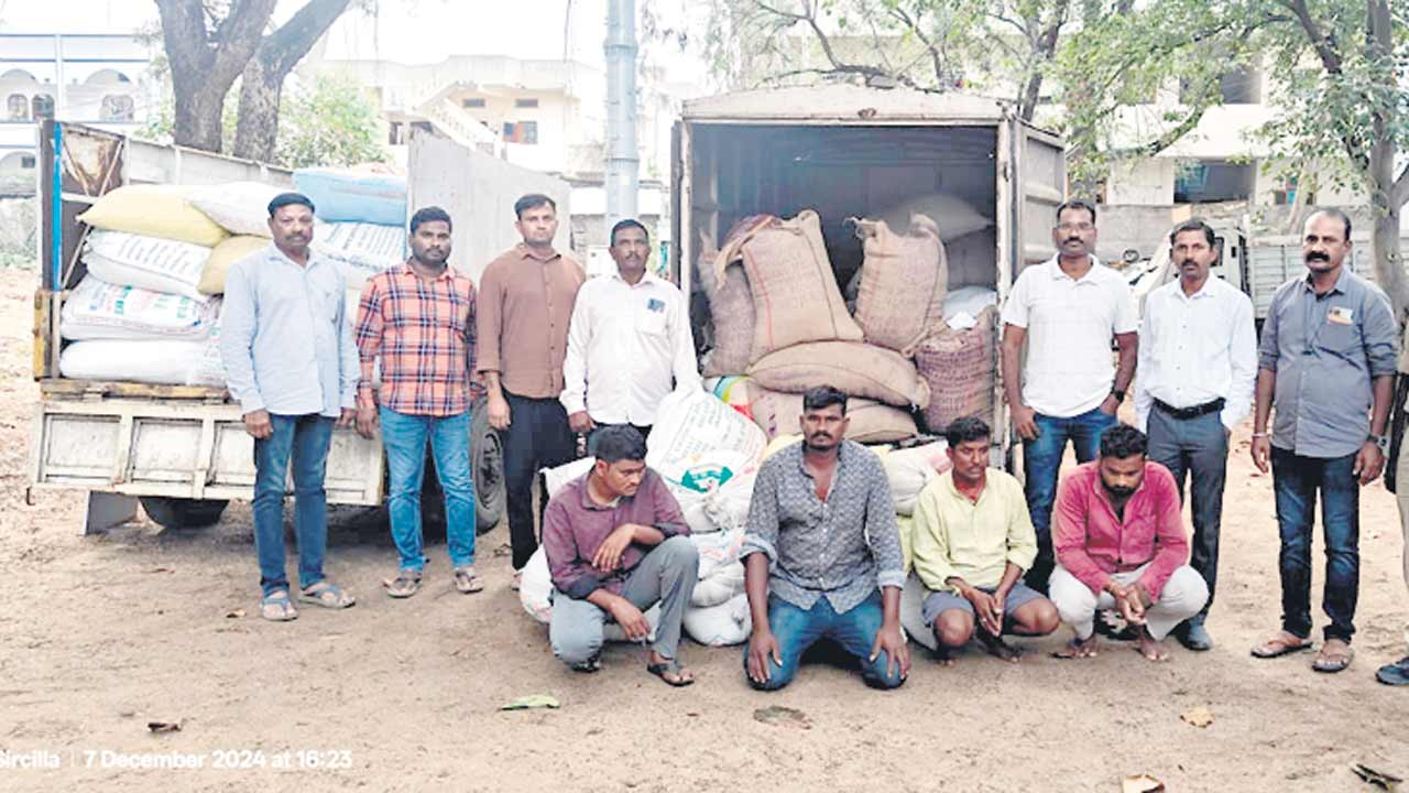 రేషన్‌ బియ్యం పక్కదారి!