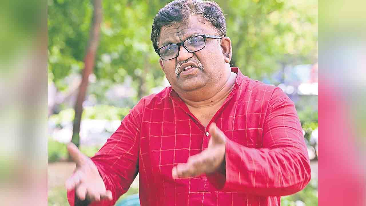 Deshapathi Srinivas | బతుకమ్మను ఎడబాపితే ఊరుకుంటమా?  ఏ బహుజన తల్లికి కిరీటం లేదో చెప్పండి: ఎమ్మెల్సీ దేశపతి శ్రీనివాస్‌