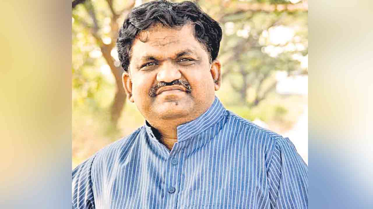 MLC Deshapathi Srinivas | తెలంగాణ అస్థిత్వాన్ని దెబ్బతీసేందుకు కుట్ర.. విగ్రహాన్ని మారిస్తే ప్రజాగ్రహం తప్పదు: ఎమ్మెల్సీ దేశపతి