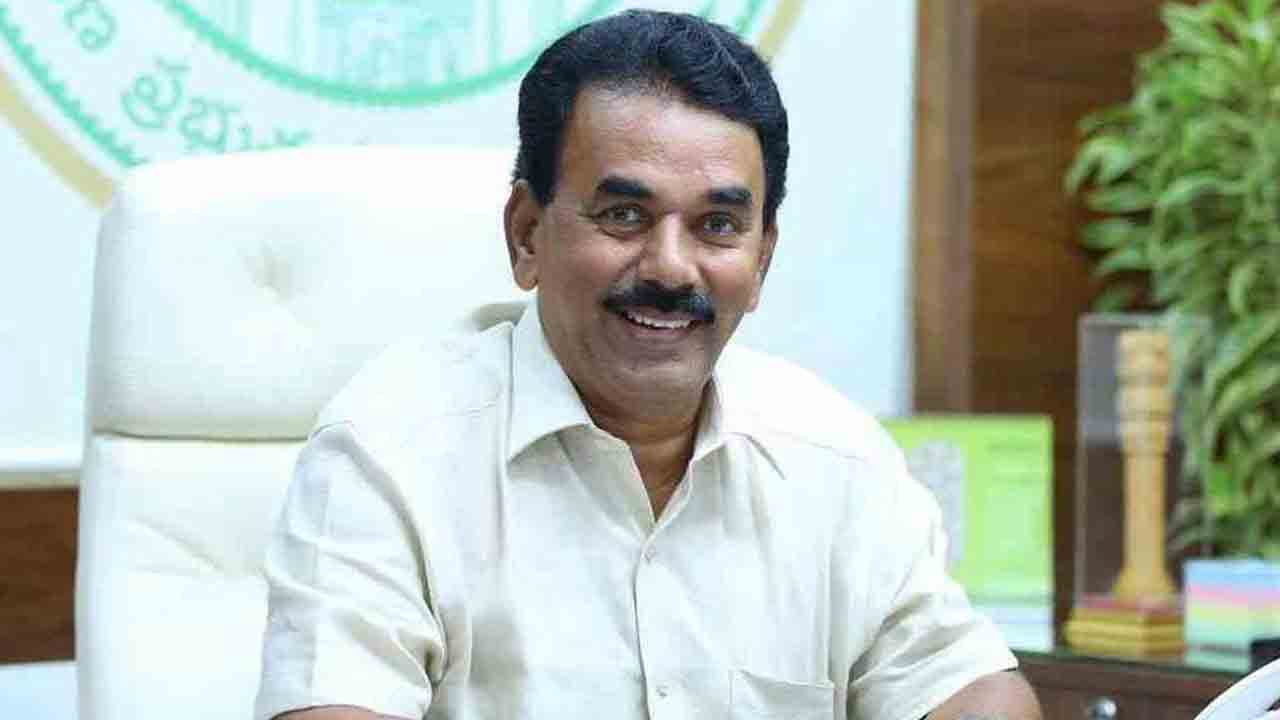 ఎక్సైజ్‌ సిబ్బంది కష్టపడి పనిచేయాలి: జూపల్లి