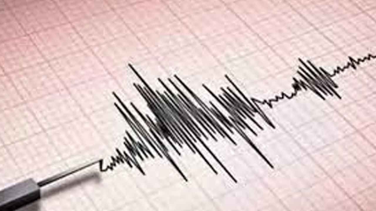 మరోసారి స్వల్ప భూకంపం