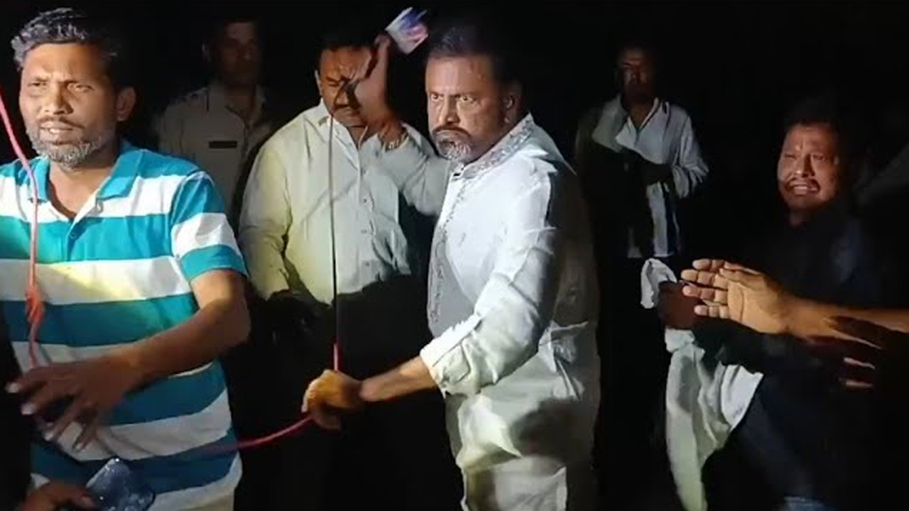 Manchu Mohan Babu | మీడియా ప్రతినిధులపై దాడి.. మోహన్బాబుపై కేసు నమోదు..