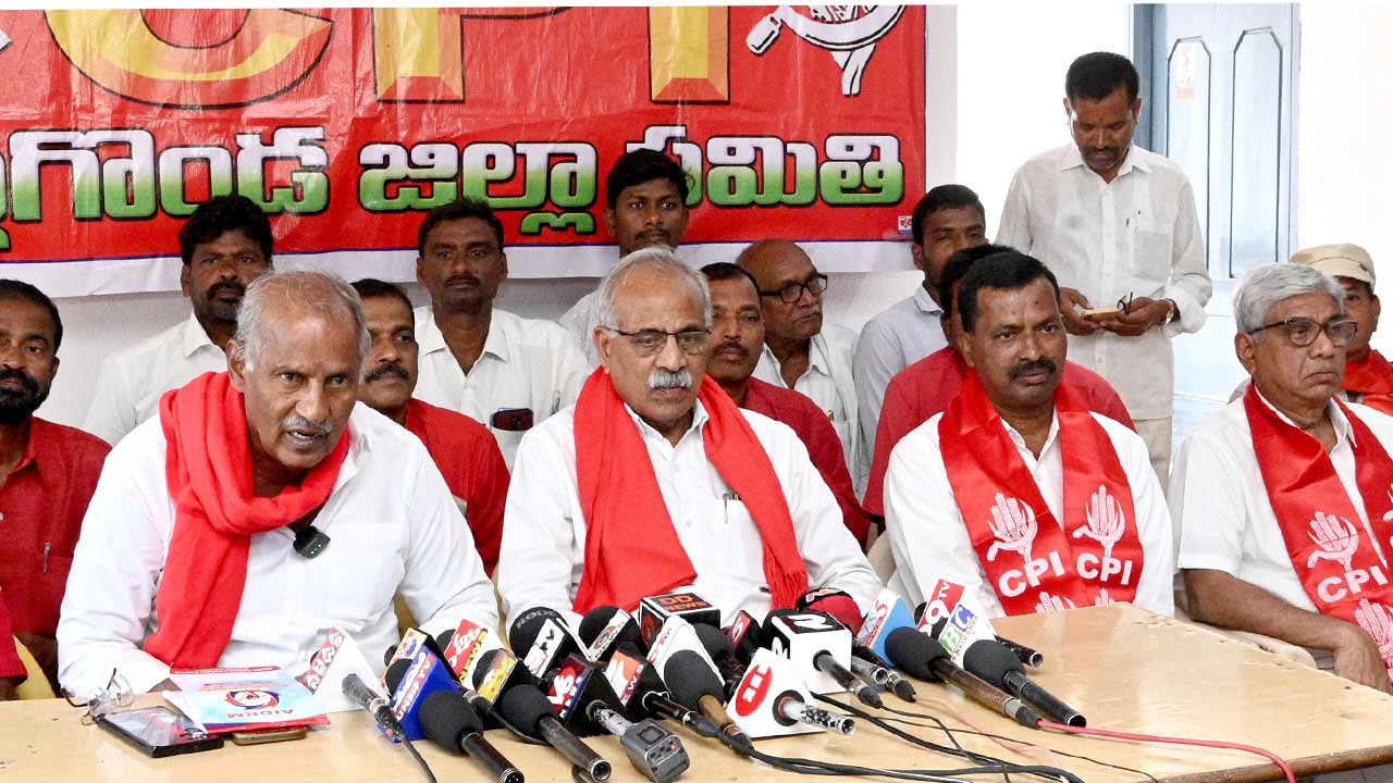 వందేండ్ల సుదీర్ఘమైన పోరాటం సీపీఐది