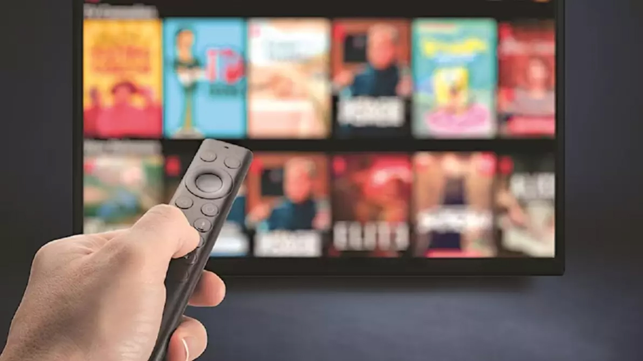 OTT Platforms | ఓటీటీ ప్లాట్‌ఫారమ్‌లకు కేంద్రం వార్నింగ్‌..!